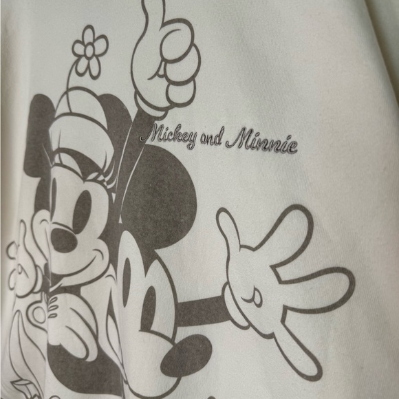 Disney Mickey and Mini embroidered women’s neutral pullover sweatshirt,NWT XL - Picture 4 of 7